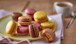 Picard 12 macarons, citron-spéculos-fruits rouges-chocolat* Macarons, Mignardises