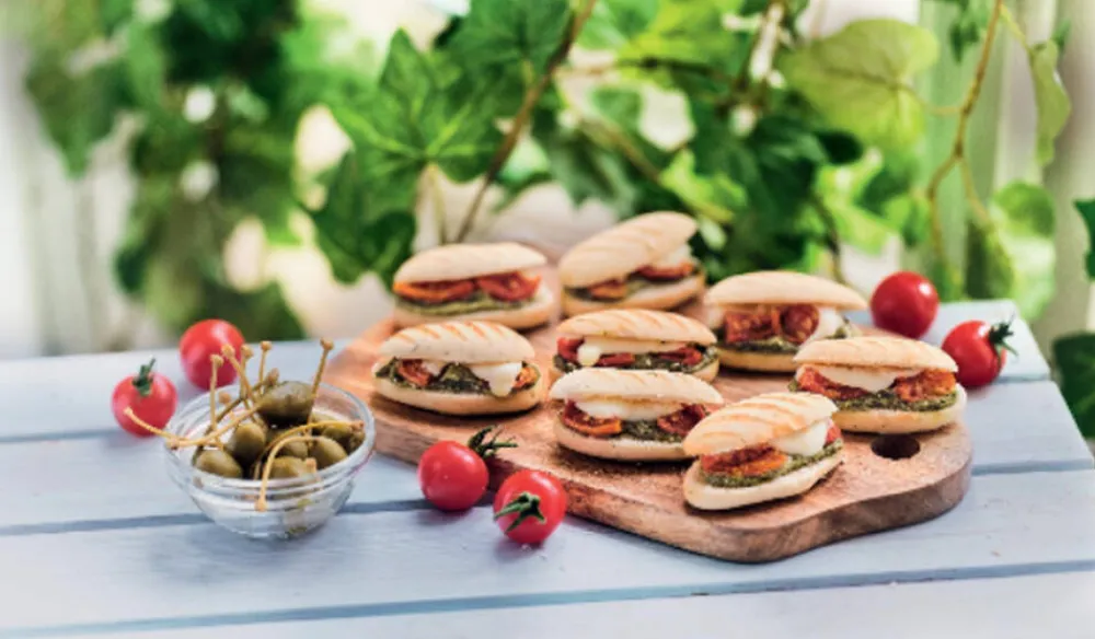 Picard 8 paninis apéritifs, pesto, tomate, mozzarella* Végétarien|Apéritifs Chauds