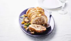 Picard Rôti de pintade farci, farce aux cèpes et aux raisins* Volailles Labellisées|Volailles Cuisinées